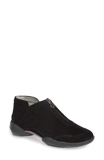 Women's Jambu Remy Perforated Sneaker M - Black