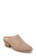 Women's Me Too Zara Block Heel Mule .5 M - Beige