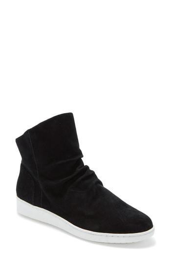 Women's Adam Tucker Rue Sneaker Bootie .5 M - Black