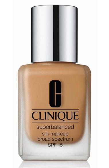 Clinique Superbalanced Silk Makeup Broad Spectrum Spf 15 - Silk Sahara