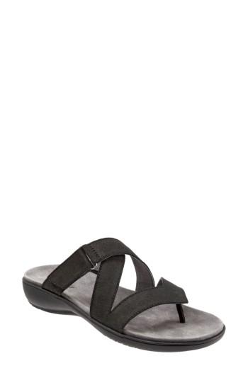 Women's Trotters Komet Thong Sandal .5 N - Black