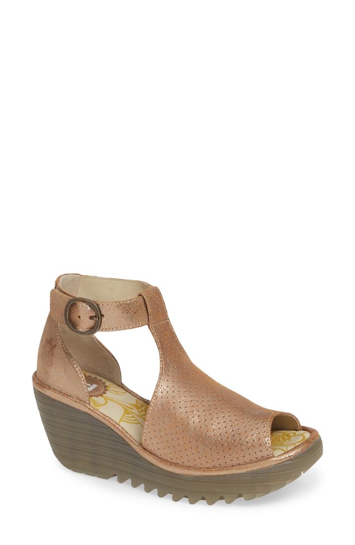 Women's Fly London Yall Sandal .5-6us / 36eu - Metallic