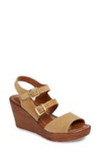 Women's Bella Vita Ani Wedge Sandal M - Beige