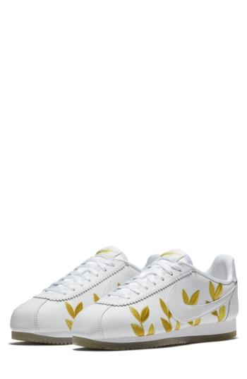 Women's Nike Classic Cortez Ce Sneaker .5 M - White