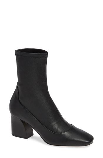 Women's Donald Pliner Gerrie Stretch Bootie M - Black