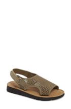 Women's Bos. & Co. Saga Sandal .5-6us / 36eu - Beige