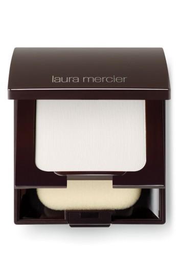 Laura Mercier Invisible Pressed Powder Compact -