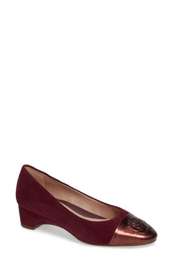 Women's Taryn Rose Babe Cap Toe Pump M - Burgundy