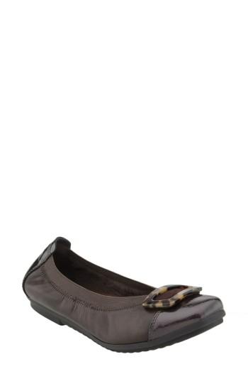 Women's Earth 'eclipse' Cap Toe Buckle Flat .5 M - Brown