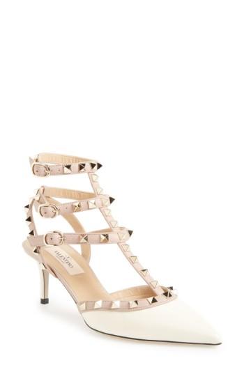 Women's Valentino Garavani Rockstud Pointy Toe Pump Us / 36eu - Ivory