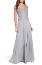 Women's La Femme Embellished Cap Sleeve Gown - Metallic