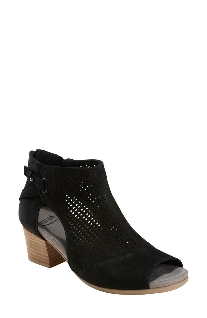 Women's Earth Sahara Sandal M - Black