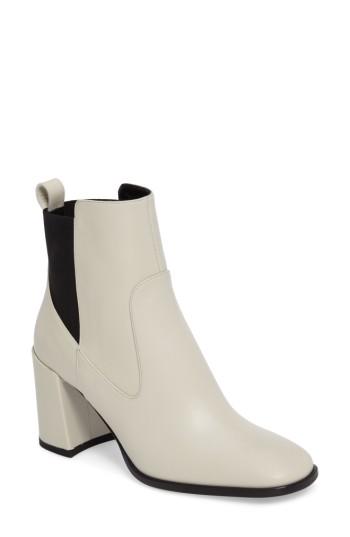 Women's Via Spiga Delaney Block Heel Bootie M - Brown