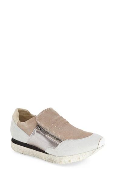 Women's Otbt 'sewell' Sneaker M - White