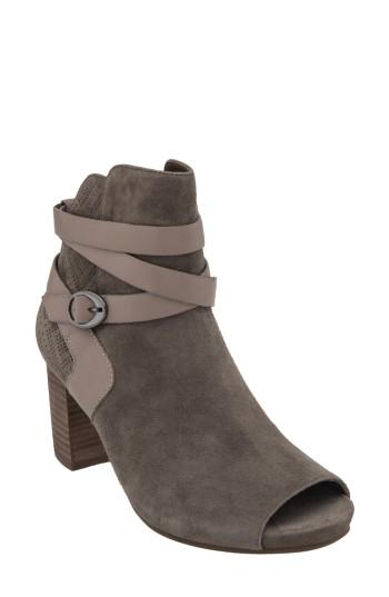 Women's Earthies Santo Strappy Peepo Toe Bootie .5 M - Beige