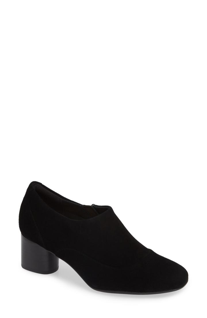 Women's Clarks Un Cosmo Zip Bootie W - Black