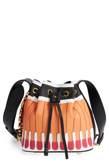 Moschino 'it's Lit Matchbook' Bucket Bag - White