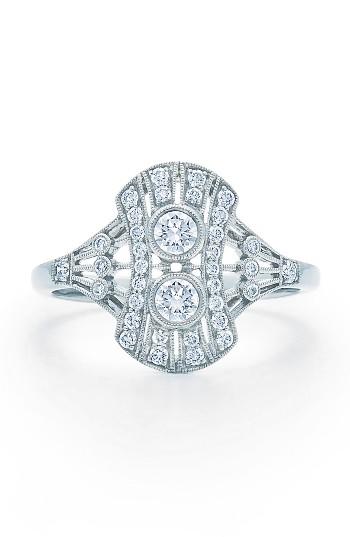 Women's Kwiat Vintage Oval Diamond Ring