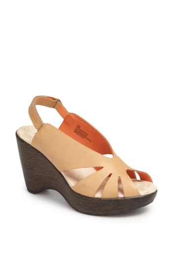 Women's Jambu 'opal' Sandal M - Beige