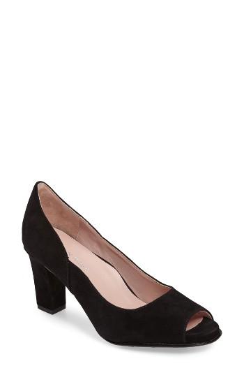 Women's Taryn Rose Freddy Peep Toe Pump M - Black