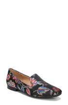 Women's Naturalizer Emiline Flat Loafer .5 M - Brown