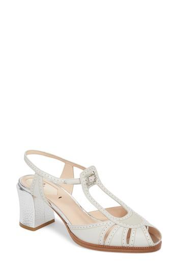 Women's Fendi Chameleon Block Heel Sandal .5us / 36eu - Ivory