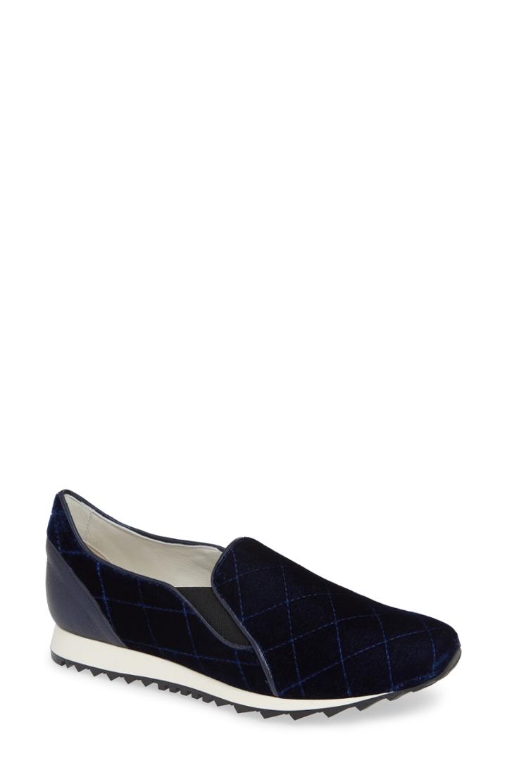 Women's Amalfi By Rangoni Felice Slip-on Sneaker .5 M - Blue