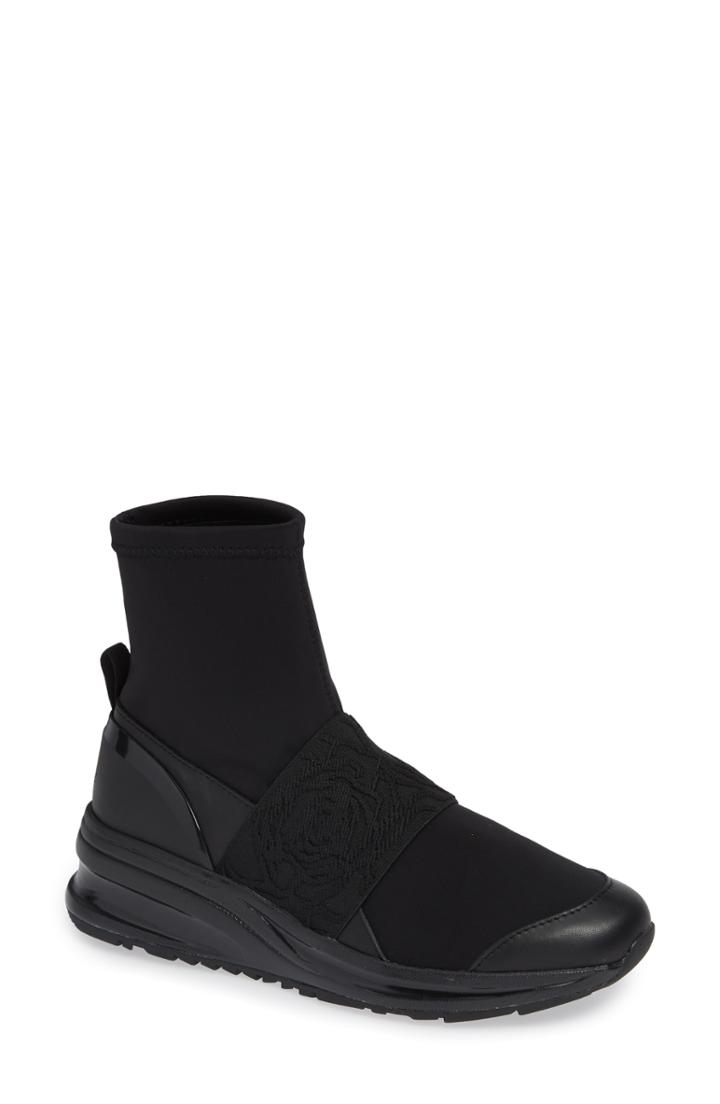 Women's Taryn Rose Zorah Sneaker .5 M - Black