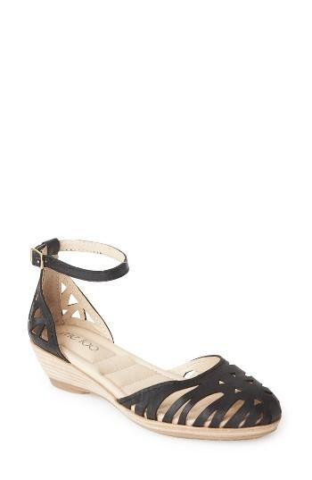Women's Me Too Nalani Ankle Strap Sandal