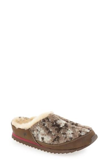 Women's Acorn 'sneaker Scuff' Faux Fur Lined Slipper M - Brown