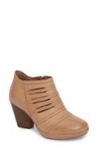 Women's Dansko Meadow Bootie .5-8us / 38eu M - Beige
