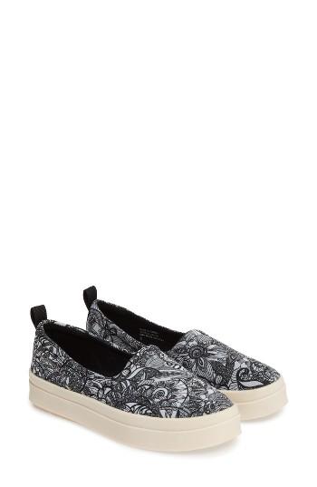 Women's Sakroots Saz Slip-on Sneaker M - Black