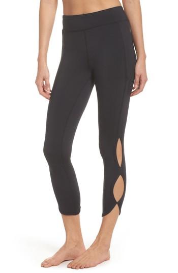 Women's Free People Fp Movement Infinity Cutout Crop Leggings - Black