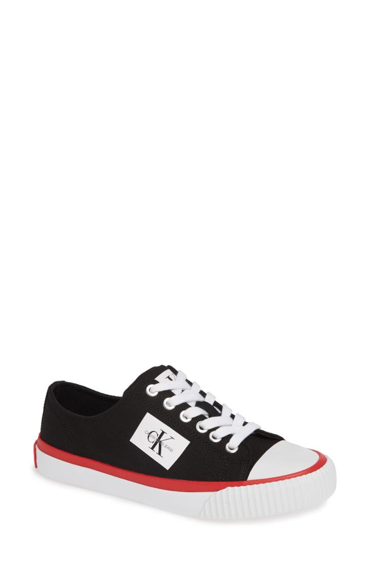 Women's Calvin Klein Jeans Ivory Lace-up Sneaker .5 M - Black