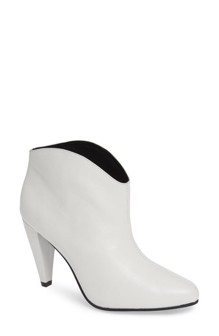 Women's Jeffrey Campbell Furiosa Bootie .5 M - White