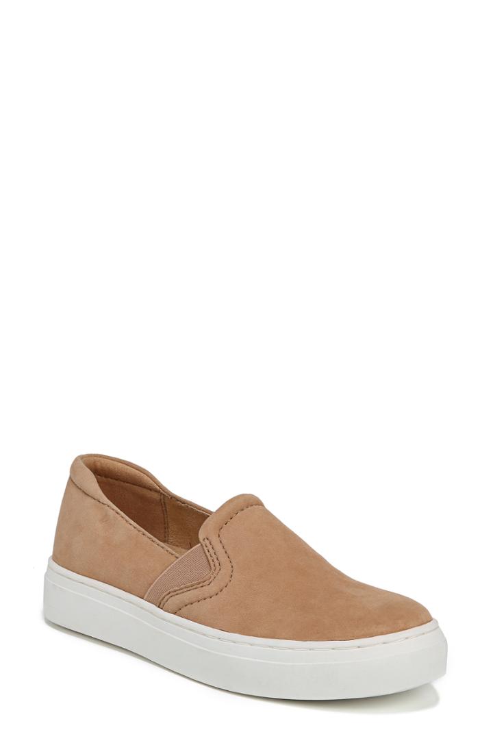 Women's Naturalizer Carly Slip-on Sneaker .5 W - Beige