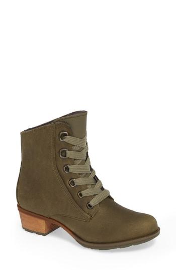 Women's Chaco Cataluna Waterproof Lace-up Boot M - Green