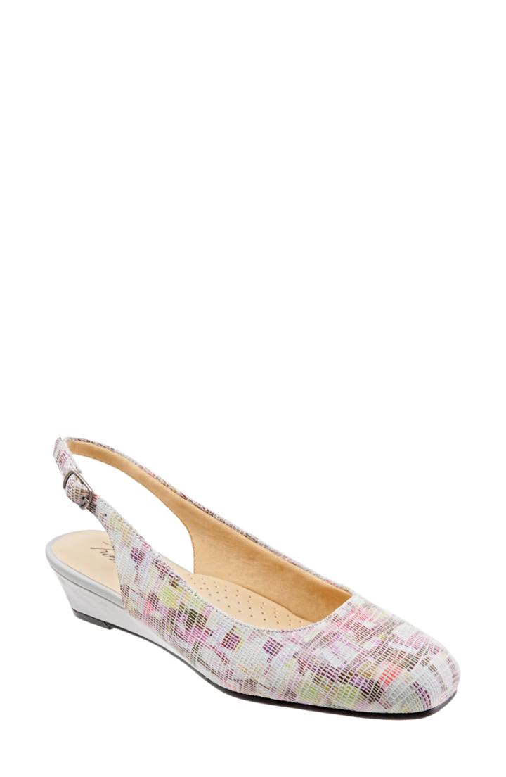 Women's Trotters Lenore Slingback Pump N - Beige