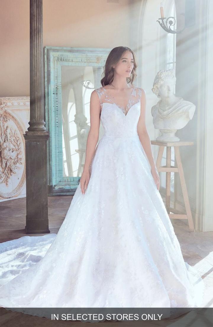 Women's Sareh Nouri Owen Lace Ballgown, Size - Ivory