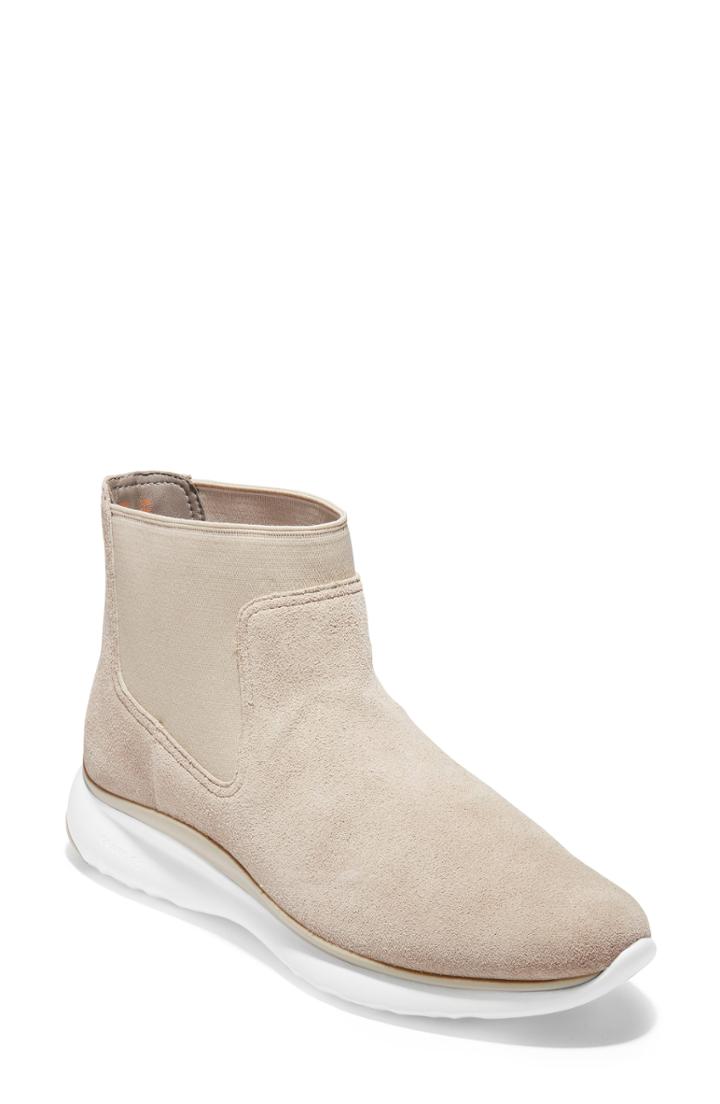 Women's Cole Haan 3.zerogrand Chelsea Bootie .5 B - Grey