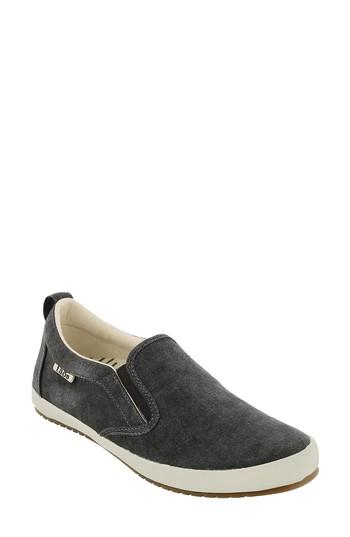 Women's Taos Dandy Slip-on Sneaker M - Grey