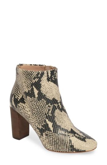 Women's Pour La Victoire Rickie Crescent Heel Bootie .5 M - White