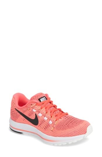 Women's Nike Air Zoom Vomero 12 Running Shoe M - Coral
