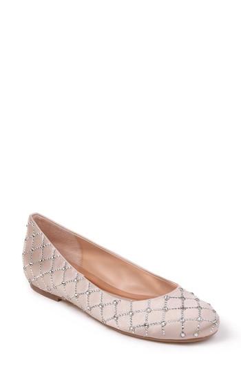 Women's Badgley Mischka Sheila Flat .5 M - Beige