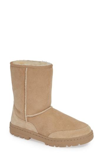 Women's Ugg Ultra Revival Genuine Shearling Short Boot M - Beige