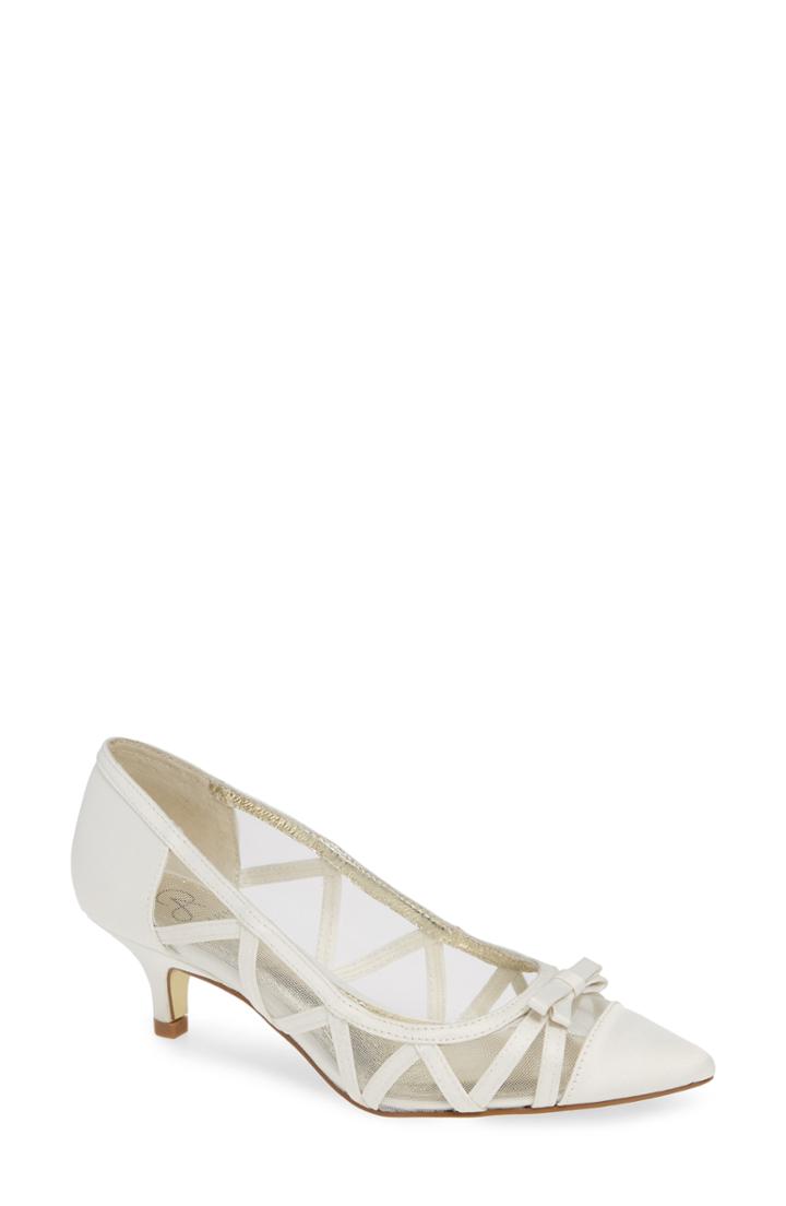 Women's Adrianna Papell Lana Cap-toe Pump M - Ivory