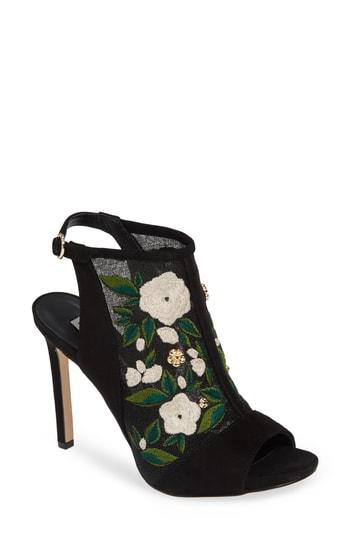 Women's Karl Lagerfeld Karter Embroidered Sandal M - Black