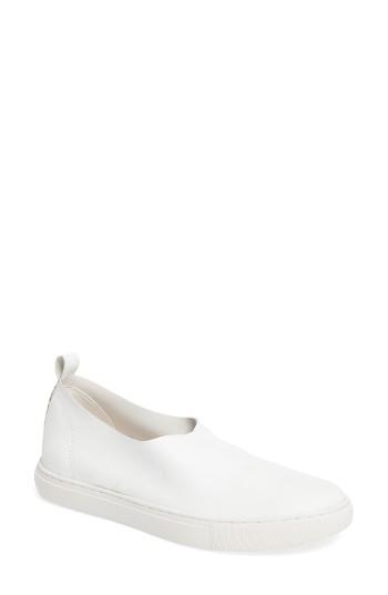Women's Kenneth Cole New York Kathy Slip-on Sneaker .5 M - White