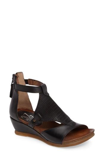 Women's Miz Mooz Maisie Wedge Sandal Eu - Black