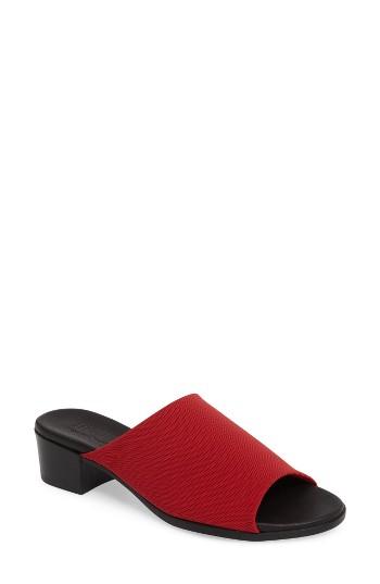 Women's Munro Beth Slide Sandal M - Red